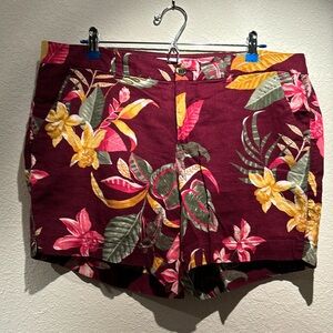 Old Navy Everyday Mid-rise Short